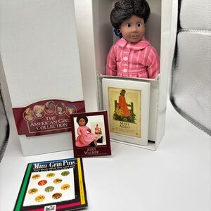 AMERICAN GIRL PLEASANT COMPANY 1995 Addy 6" Glass Eyes Mini Doll